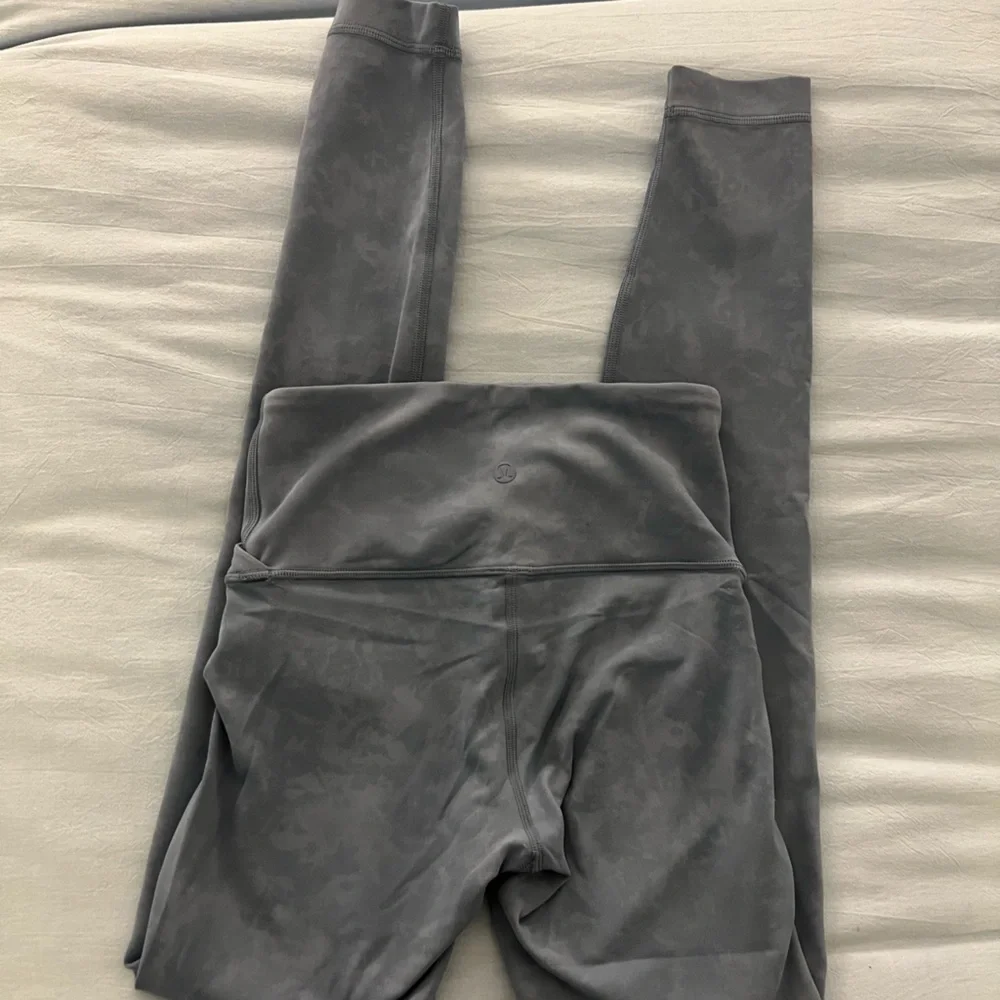 Lululemon align leggings - Picture 2 of 5